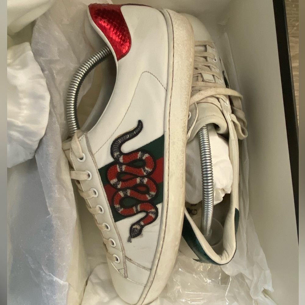 AUTHENTIC GUCCI KING SNAKE SHOES
